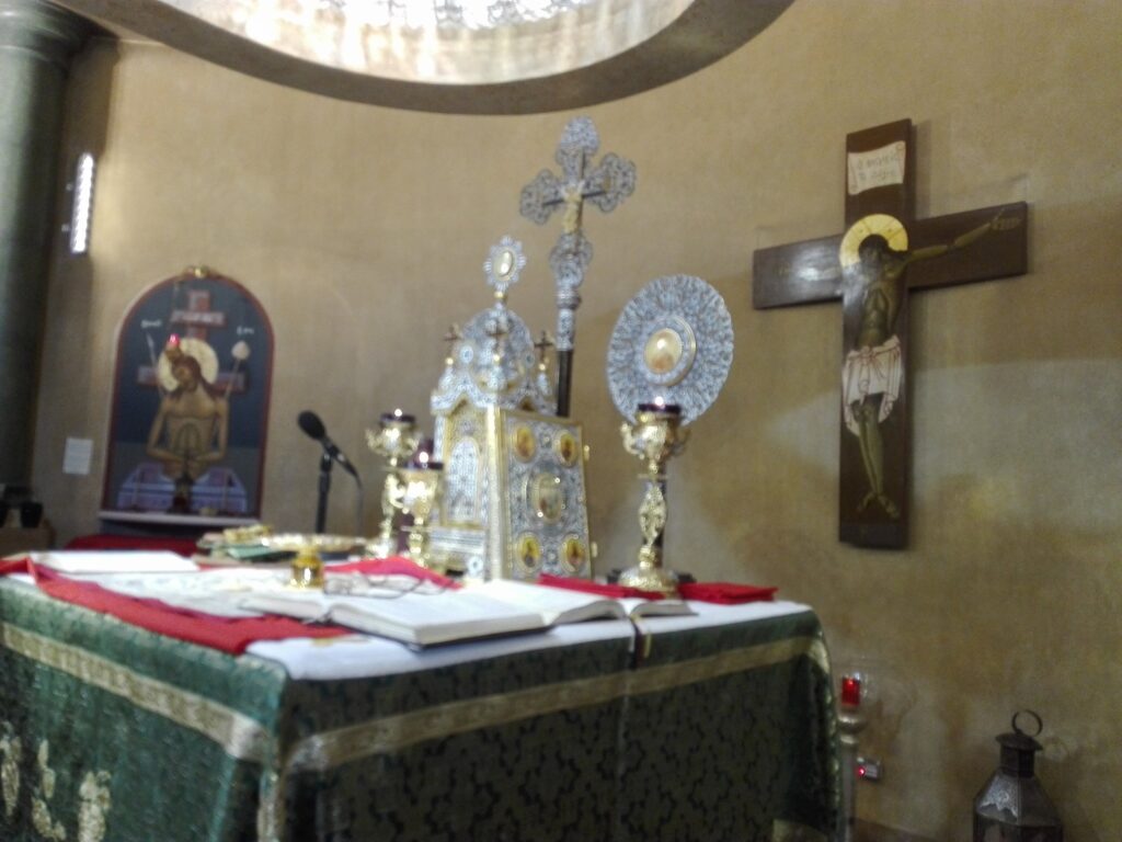 الغروب والقداس الإلهي في كنيسة النبي إيليا في المطيلب