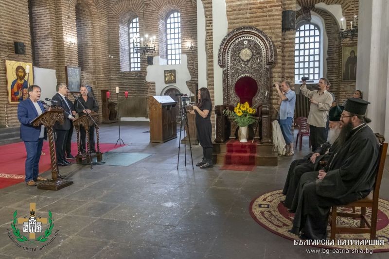 Концерт на Григорий Дараваноглу и църковни певци се проведе в храм „Св. София“