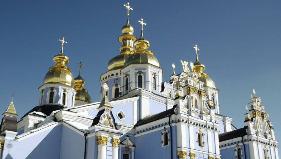 Σε διάλογο καλεί την Εκκλησία ο Ουκρανός Πρόεδρος