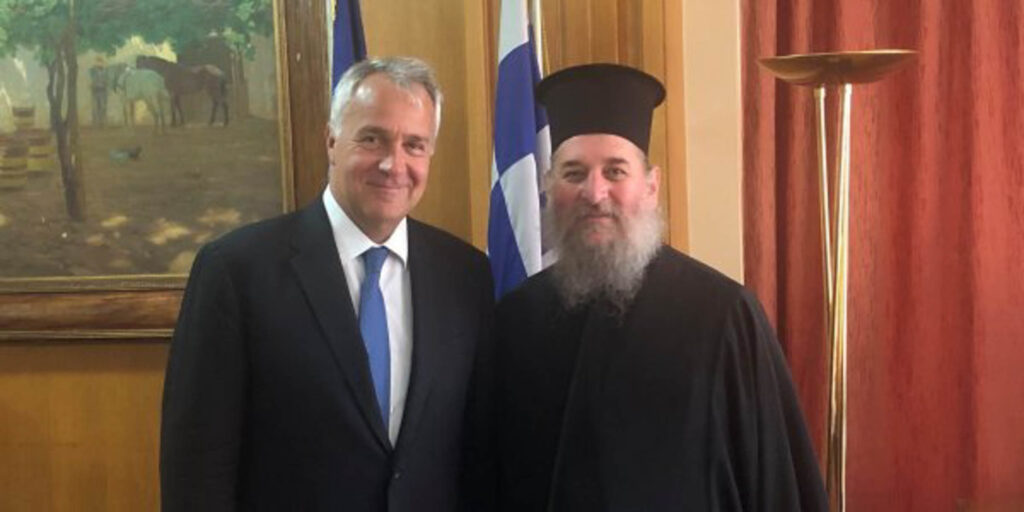 Στο πλευρό της Ιεράς Θεολογικής Σχολής της Χάλκης το ΥΠΑΑΤ