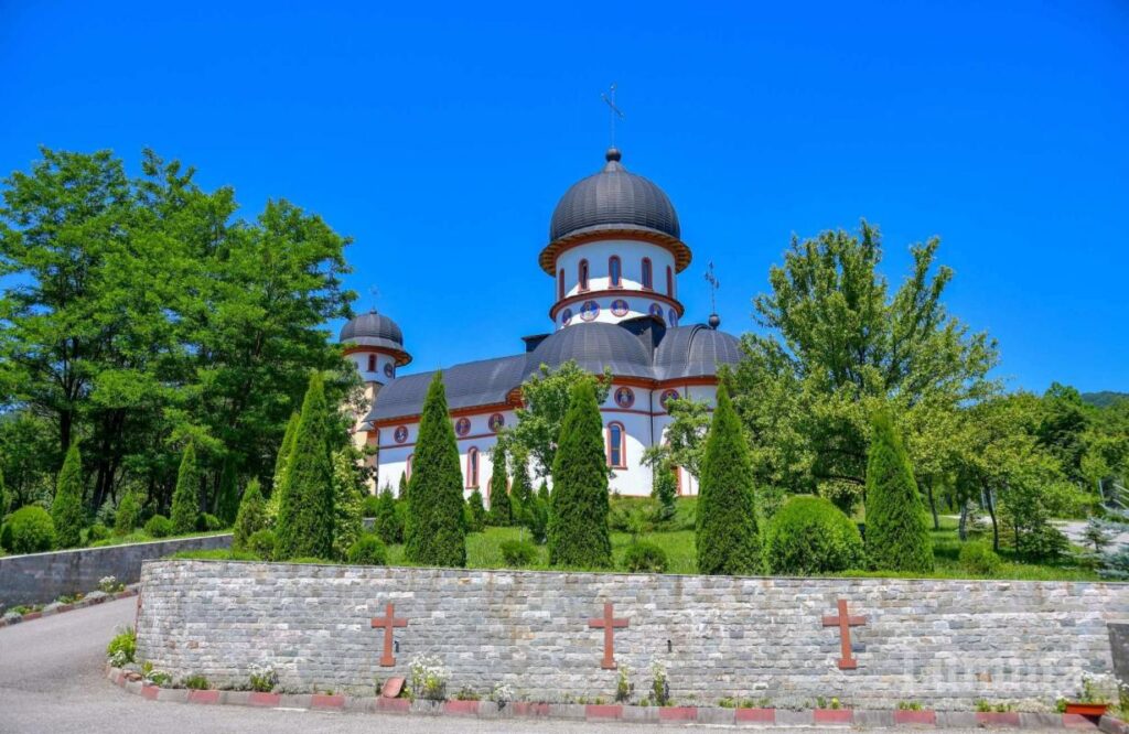 Darurile Maicii Domnului la obştea Mănăstirii Blănoiu