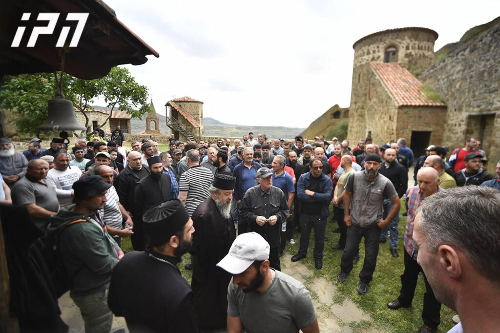 დავით გარეჯის მონასტრის წინამძღვარი ხელისუფლებას – ბატონებო, კატეგორიულად მოსთხოვეთ აზერბაიჯანის მხარეს, რომელიც შემოჭრილია იარაღით ხელში, დატოვოს ჩვენი ტერიტორია!