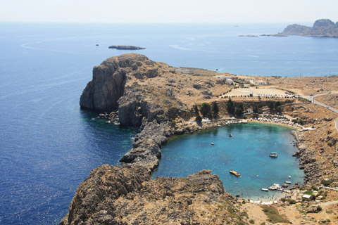 Στο λιμανάκι του Αποστόλου Παύλου στη Λίνδο