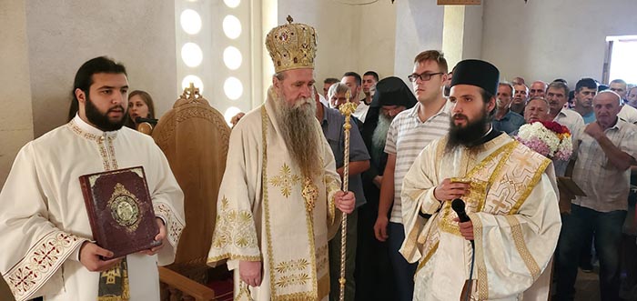 Прослављен Ивањдан, слава манастира Црнчe