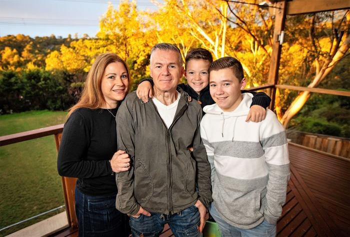 Ο ομογενής που νίκησε τον καρκίνο και “τρέχει” για τους συνανθρώπους του