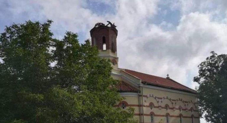 Православен храм край Шумен е пострадал след паднала мълния