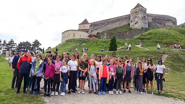 Răsplată pentru micuţii creştini talentaţi