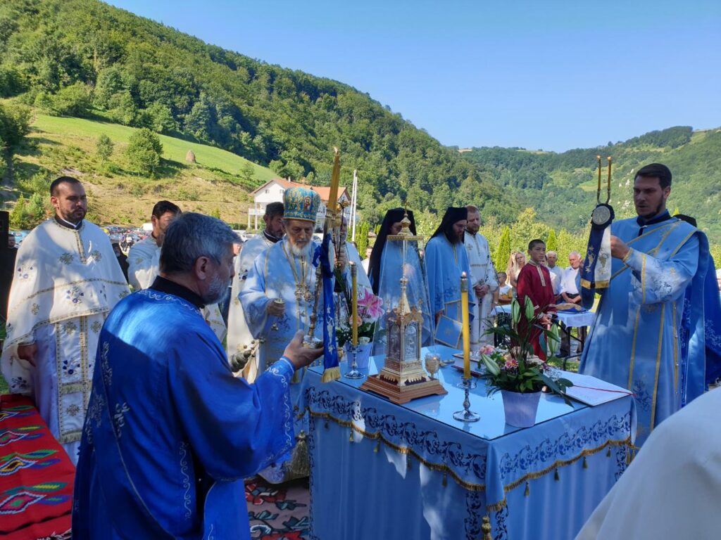Слава манастира Богородице Тројеручице у Богоштици