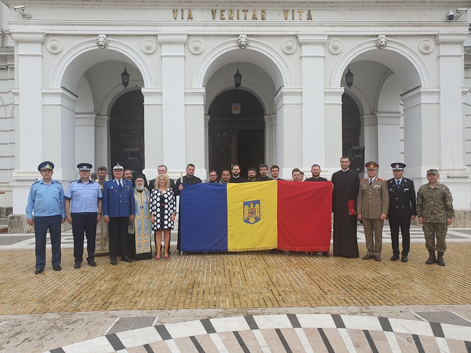 Imnul național a fost intonat de psalți la Arad