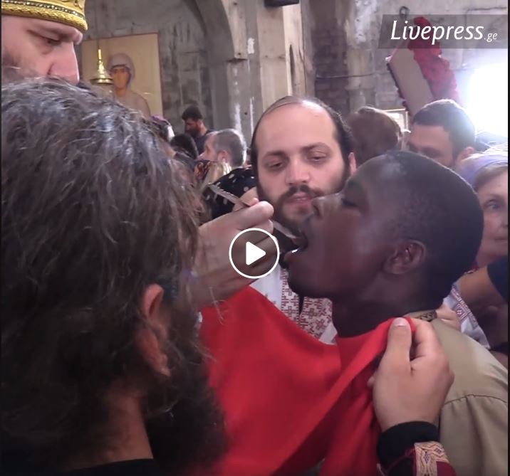 Νέοι από την Αφρική προσκυνούν την Αγ. Νίνα στη Γεωργία