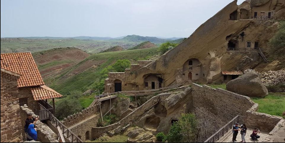 დავით გარეჯში მცხოვრები სასულიერო პირი – აზერბაიჯანულმა მხარემ ჩიჩხიტურის კოშკის მიმართულებით არსებული ბილიკის გამაგრება დაიწყო