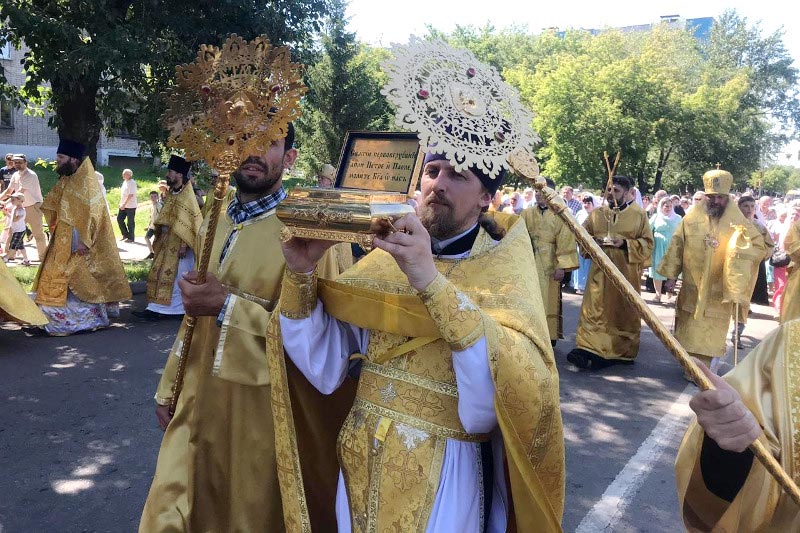 Πραγματοποιήθηκε η μεγαλύτερη λιτάνευση στο Καζακστάν