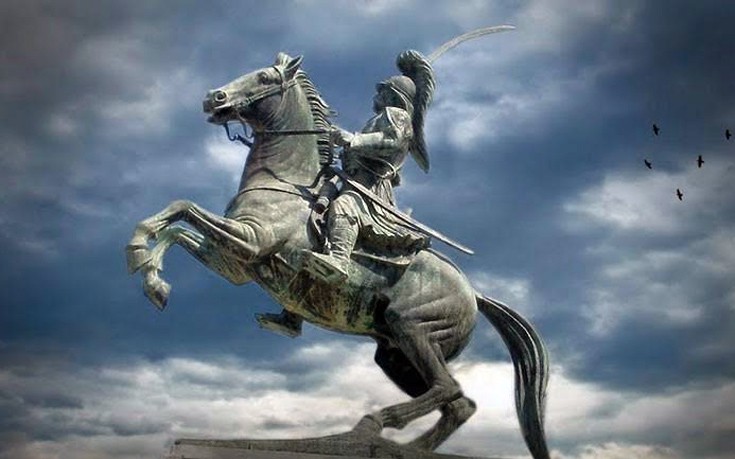 «Φωτιά και τσεκούρι στους προσκυνημένους»