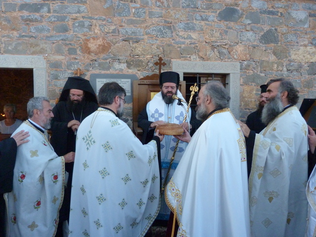 Η Εορτή του Αγίου ιερομάρτυρος Φωκά στην Ι.Μ Πέτρας