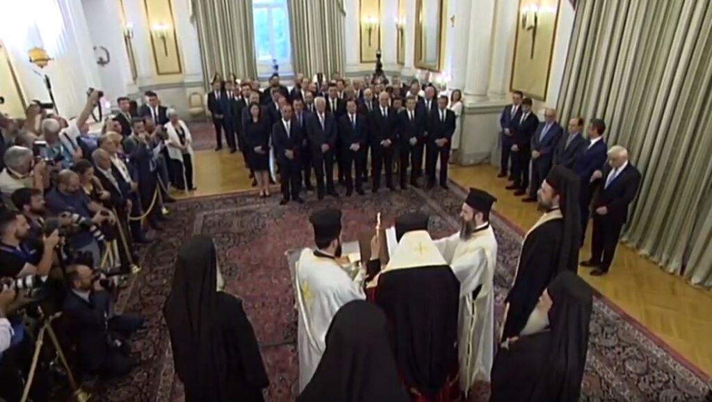 Religious oath for new Greek PM, members of Cabinet