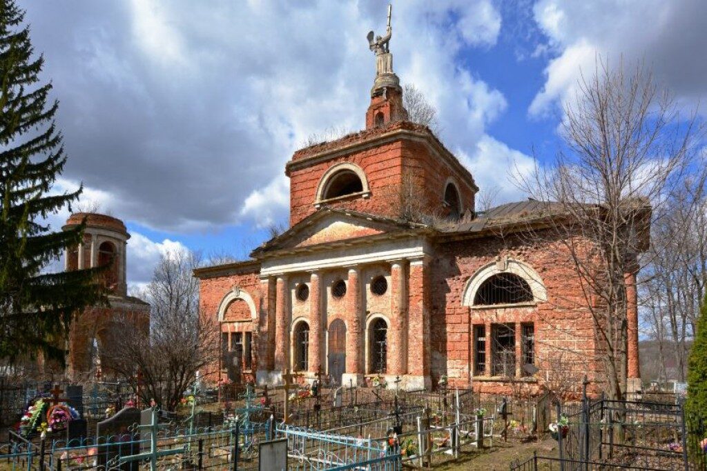 Волонтеры помогут в восстановлении храмового комплекса под Тулой