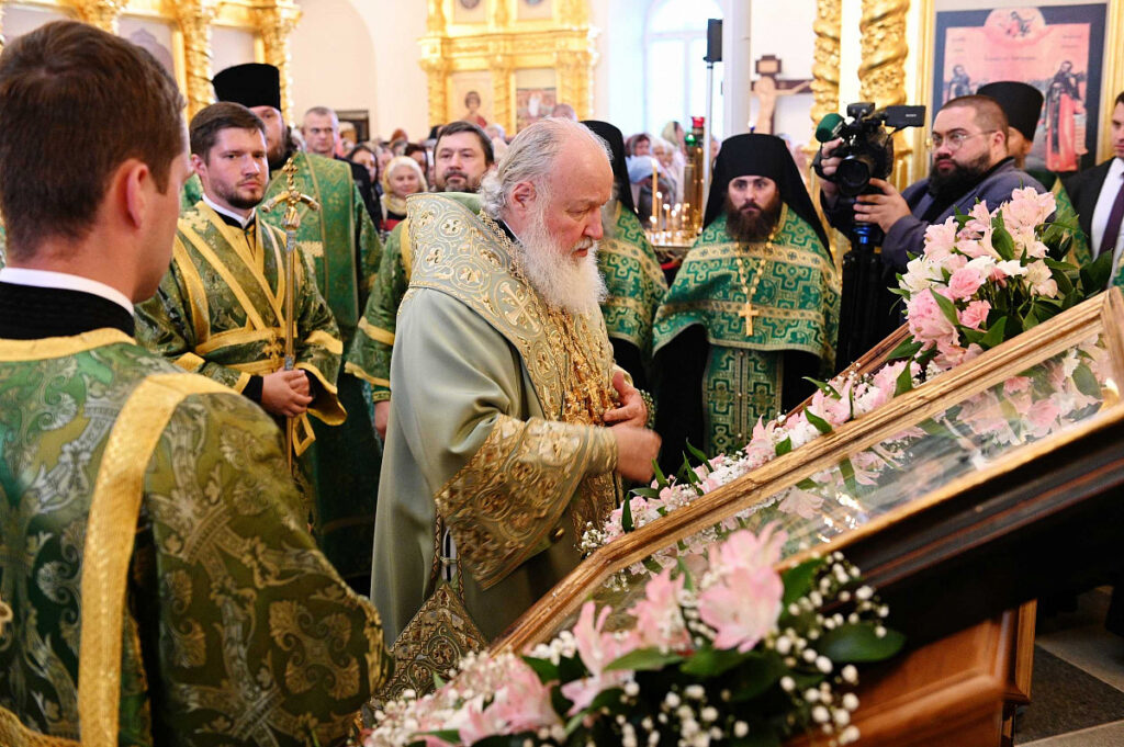 Святейший Патриарх Кирилл совершил всенощное бдение в Соловецком монастыре