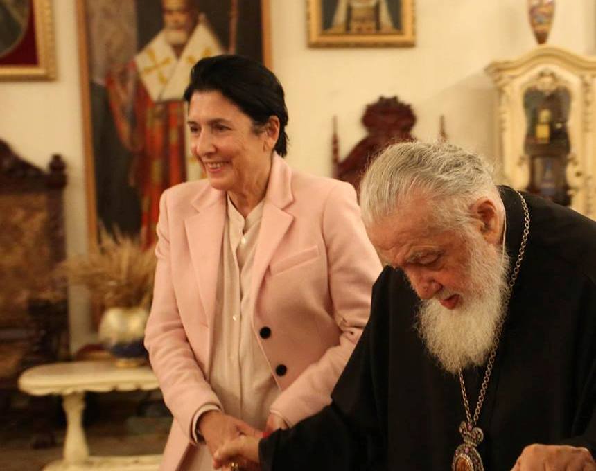 სალომე ზურაბიშვილმა პატრიარქს ილიაობა მიულოცა – მოგყვებით იმ ძალიან რთულ გზაზე, რომელიც არის წმინდა ილია მართლის გზა​