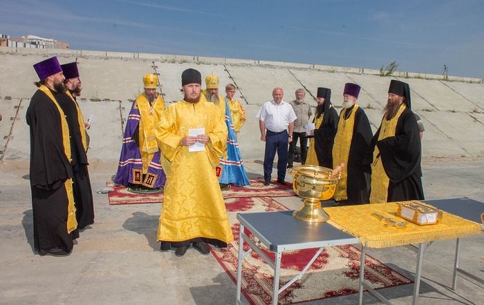 Δέηση για τον λυτρωμό από τις καταστροφικές πλημμύρες