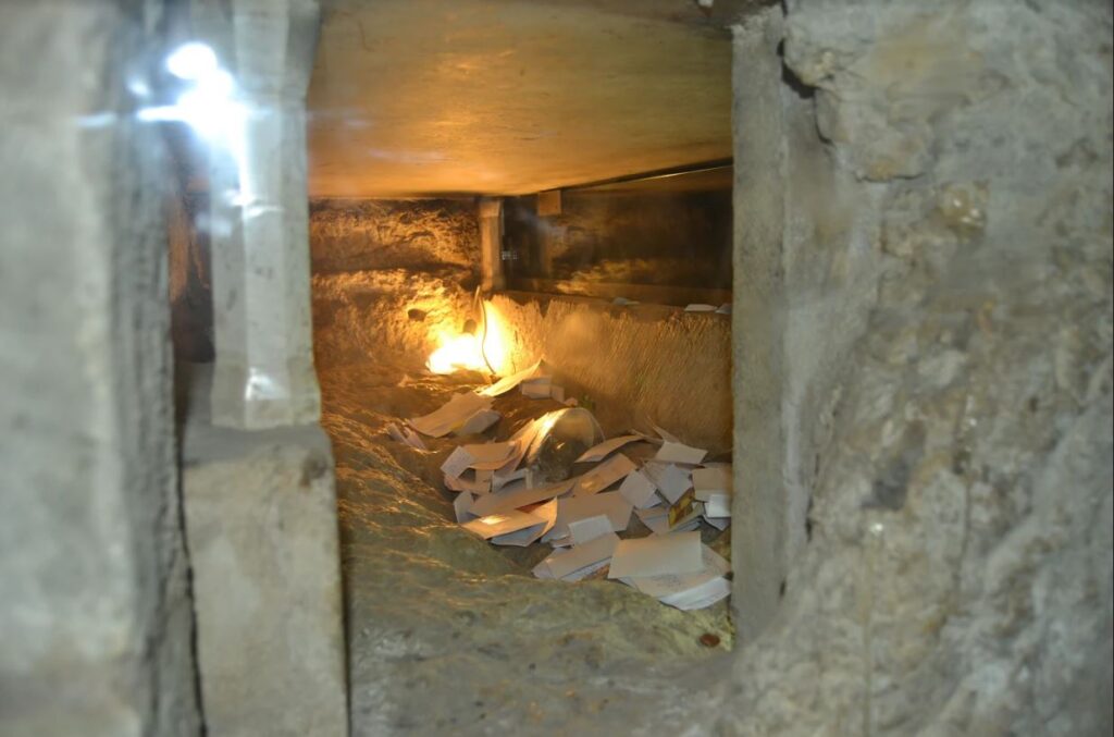 Στον Τάφο της Παναγίας στα Ιεροσόλυμα