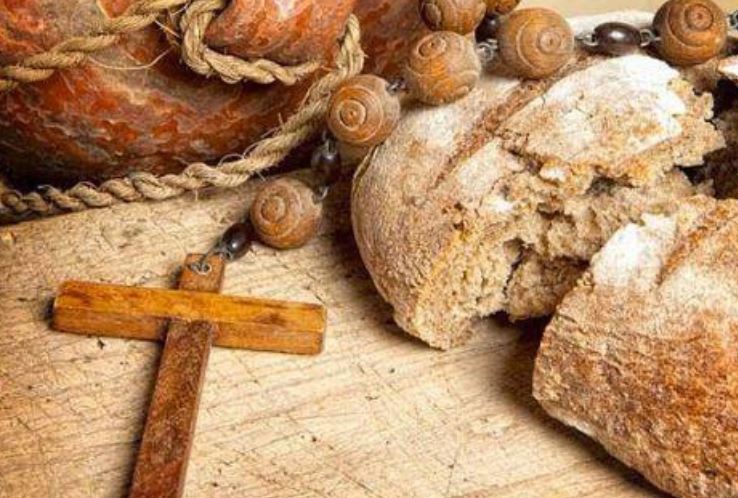 “Ούτε που διανοήθηκες να νηστέψεις για Δεκαπενταύγουστο, κανείς όμως δεν θα σου εξηγήσει τι έχασες”