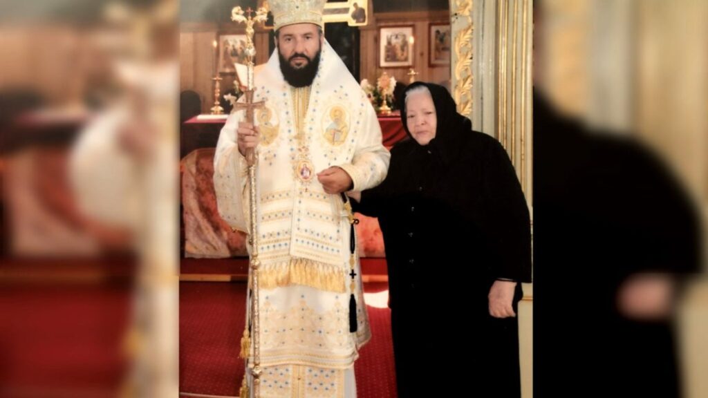 Mama Preasfinţitului Părinte Lucian a trecut în veşnicie
