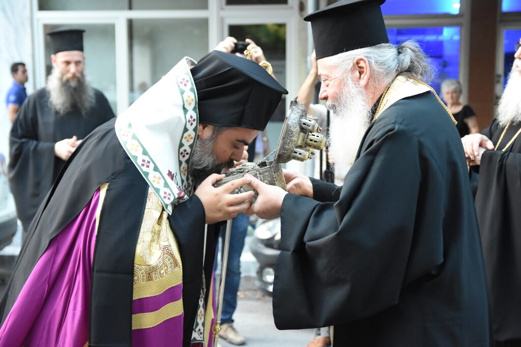 Η Κατερίνη υποδέχθηκε το Λείψανο του Αγ. Διονυσίου του εν Ολύμπω