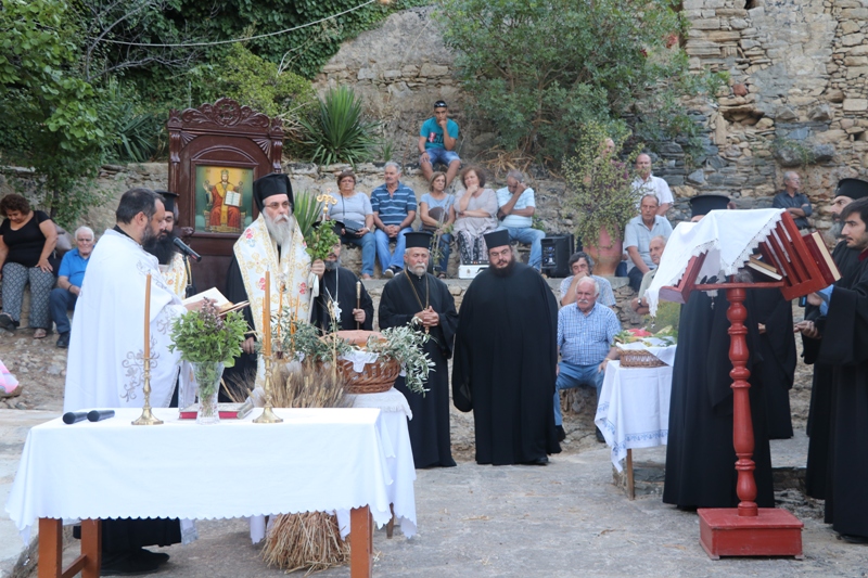 Ευλογία των καρπών της γης στη Ροτόντα Κισάμου