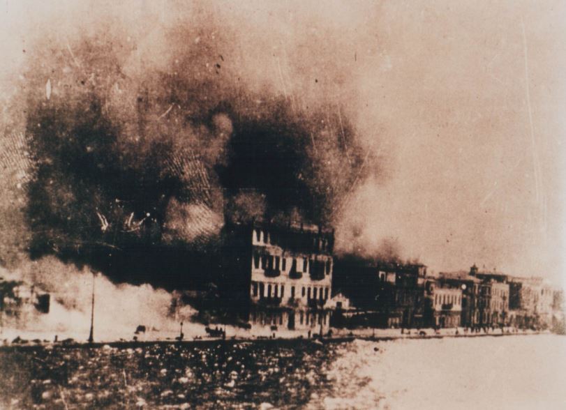 Η Τουρκία γιορτάζει το κάψιμο της Σμύρνης