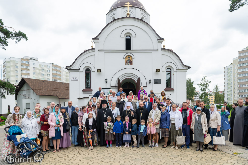 В день памяти пророка Илии и преподобномученика Афанасия Брестского митрополит Павел совершил Литургию в храме преподобномученика Афанасия Брестского города Минска