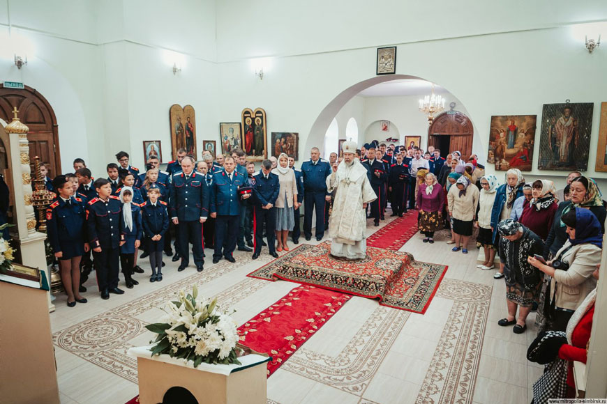 Председатель Совета Симбирского отделения ИППО освятил новый престол храма Святой Живоначальной Троицы