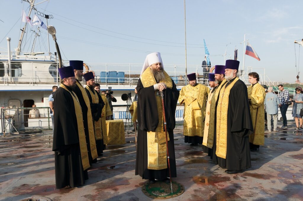 Корабль-церковь Новосибирской епархии «Святой апостол Андрей Первозванный» отправился в очередной миссионерский рейс