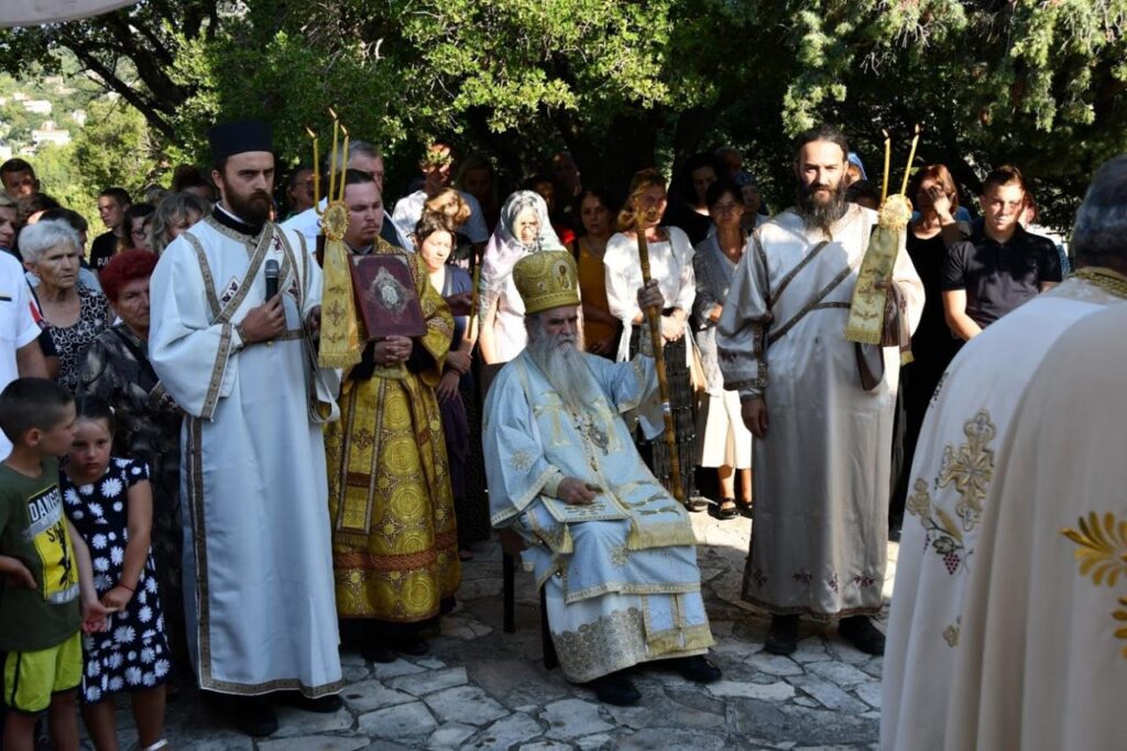 Митрополит Амфилохије богослужио у Сутомору