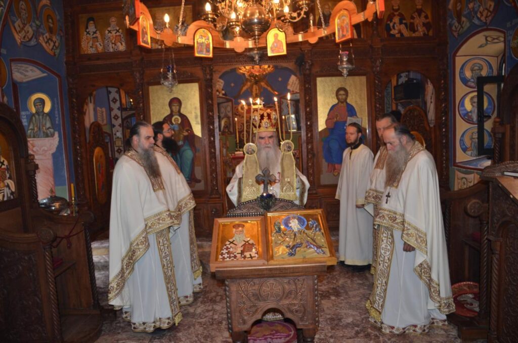 Митрополит Амфилохије богослужио у Доњем Острогу