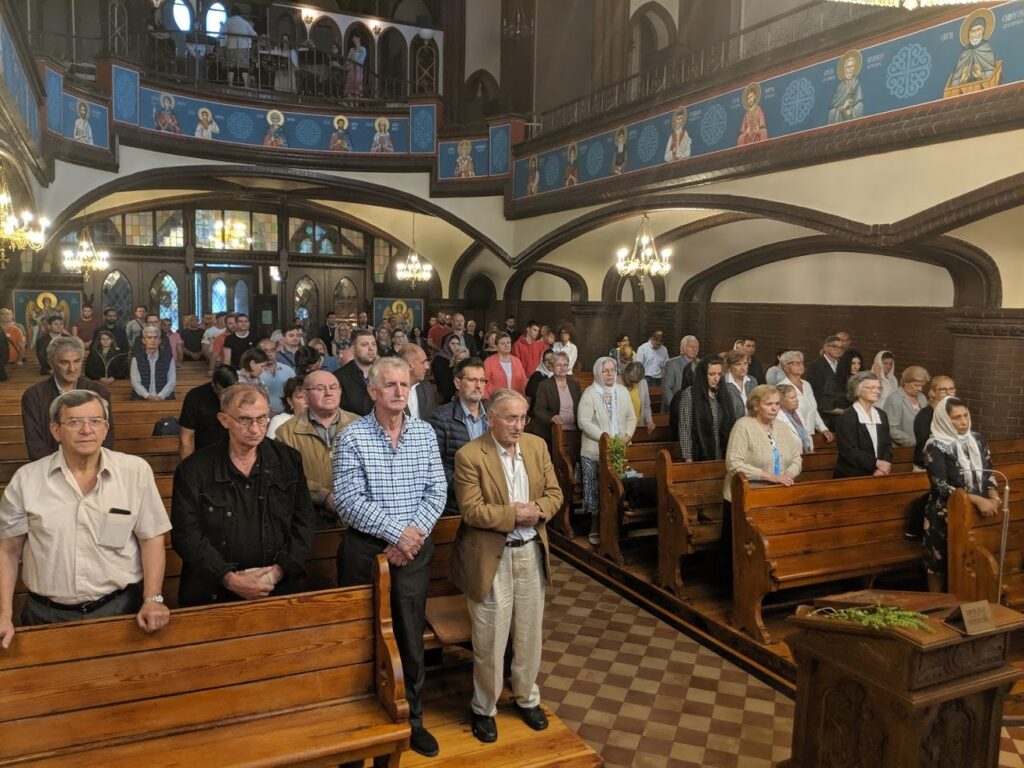 Света Литургију у берлинском храму Светог Саве