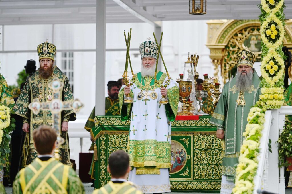 Святейший Патриарх Кирилл посетил Канавку Божией Матери в Дивеевском монастыре