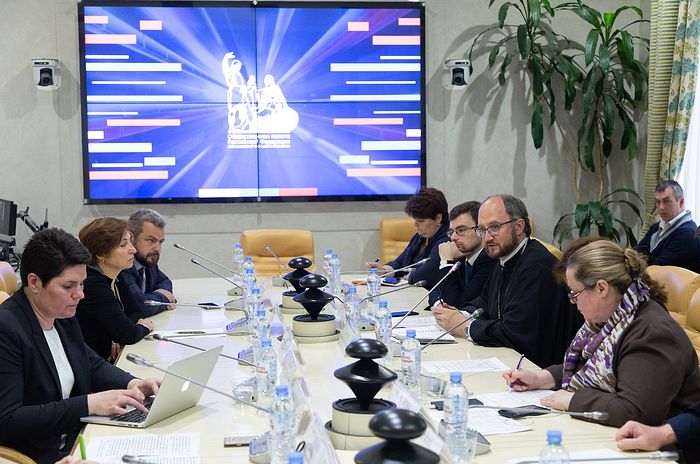 Το κοινωνικό έργο του Πατρ. Μόσχας και το κράτος