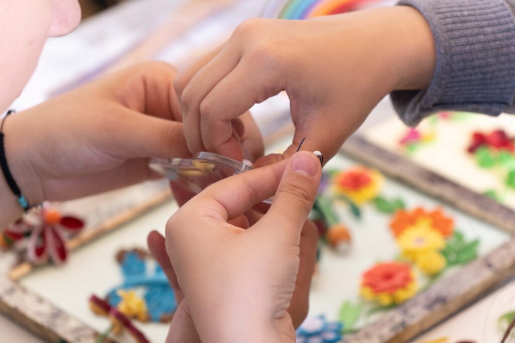 Peste 140 de copii au o vacanţă de neuitat la Mănăstirea Adam