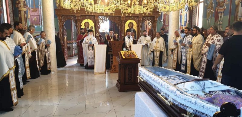 Сахрана протојереја-ставрофора Срећка Лесковца