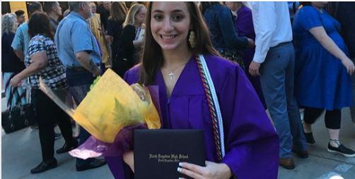 Ελληνοαμερικανίδα έφηβη δώρισε τα χρήματα της αποφοίτησής της στην Κιβωτό του Κόσμου!