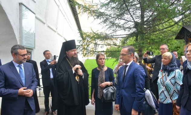 Στην Ιερά Μονή Νοβοσπάσκι ο Γερμανός υπουργός Εξωτερικών