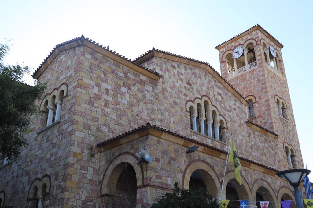 Πανηγύρισε ο Άγιος Ιωάννης της οδού Βουλιαγμένης