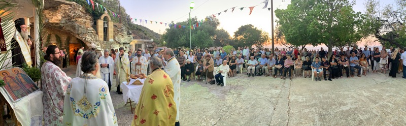 Eόρτασε το προσκύνημα του Αγ. Φωτίου στα Φαλάσαρνα