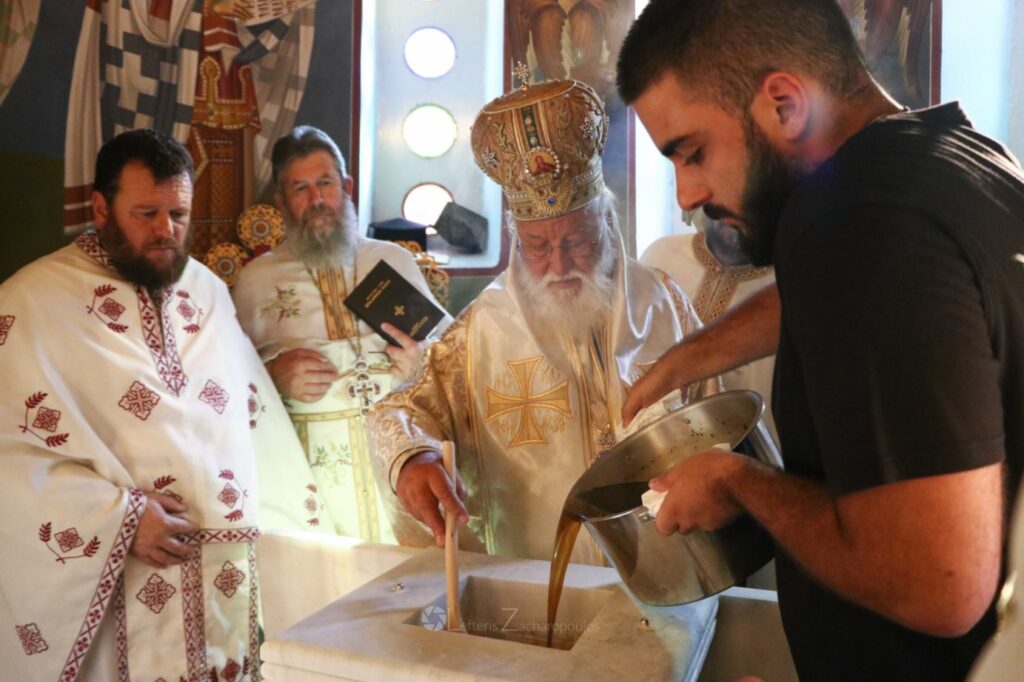 Ενοριακό Ναό εγκαινίασε ο Μητρ. Μαντινείας