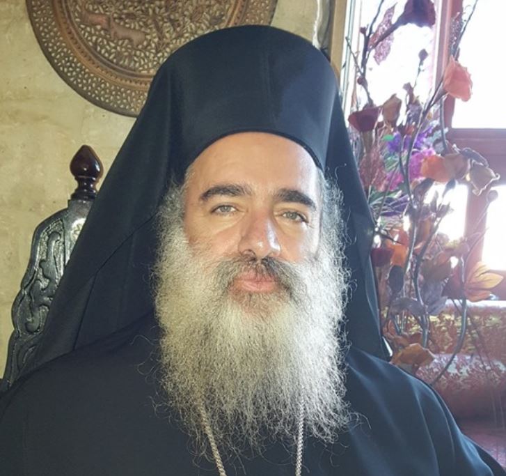 سيادة المطران عطا الله حنا : ” ان احتجاز جثامين الشهداء انما يعتبر عملا غير اخلاقي وغير انساني “