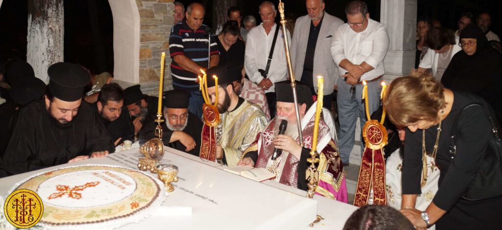 Επί του τάφου του μακαριστού Μητροπολίτου Φιλίππων