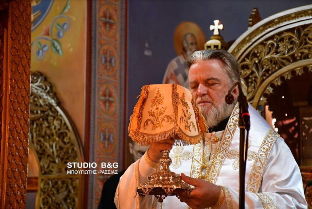 Ιερουργούντος του Κούρσκ Γερμανού στο παραλιακό Κιβέρι