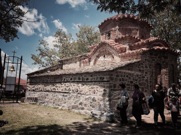 Πόλος έλξης για τους πιστούς ιστορικός ναός στην Αλβανία
