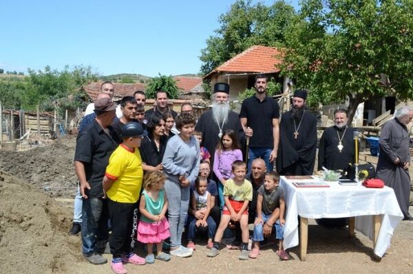 Η Επισκοπή Ράσκας στηρίζει πολύτεκνη οικογένεια