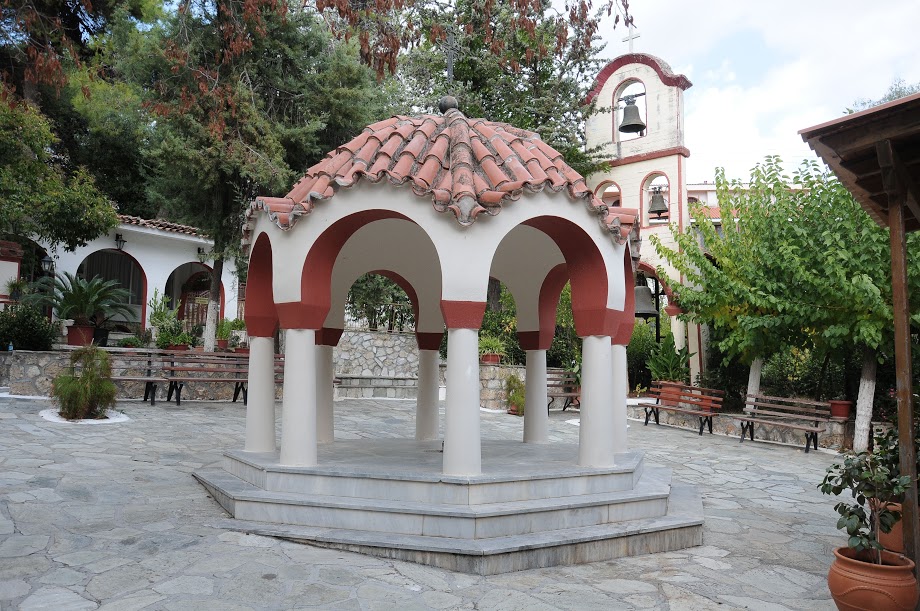 Πανηγυρίζει η Ιερά Συνοδική και Σταυροπηγιακή Μονή Παναγίας Χρυσοπηγής